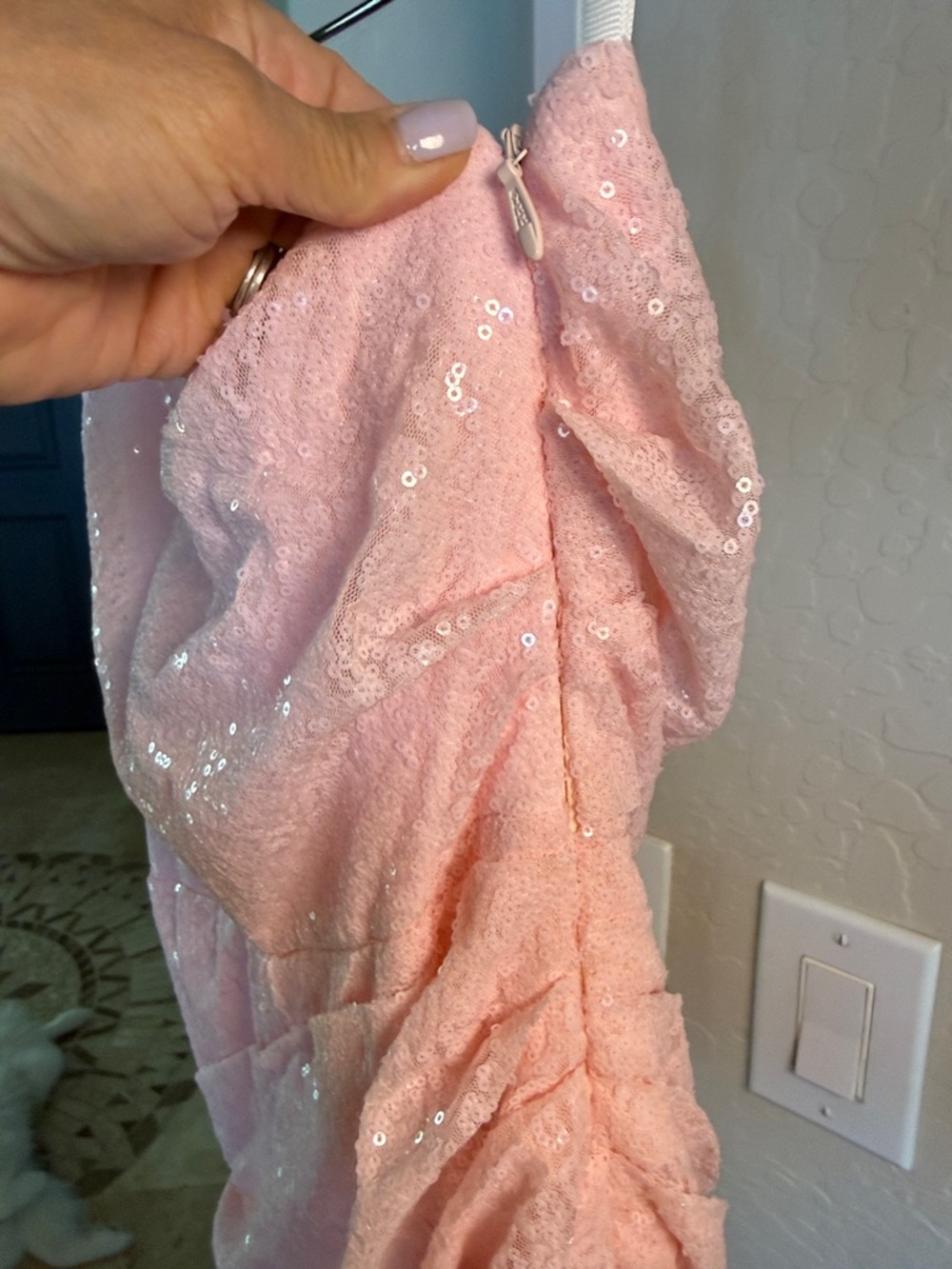 FAERIESTY Elegant One-Shoulder Pink Sequin Evening Gown NWT SIZE 10 Prom - Picture 5 of 8